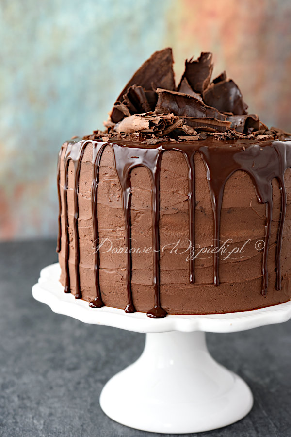Tort potrójnie czekoladowy