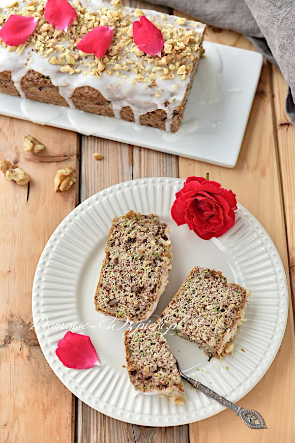 Ciasto z cukinią (bez glutenu, laktozy i cukru)