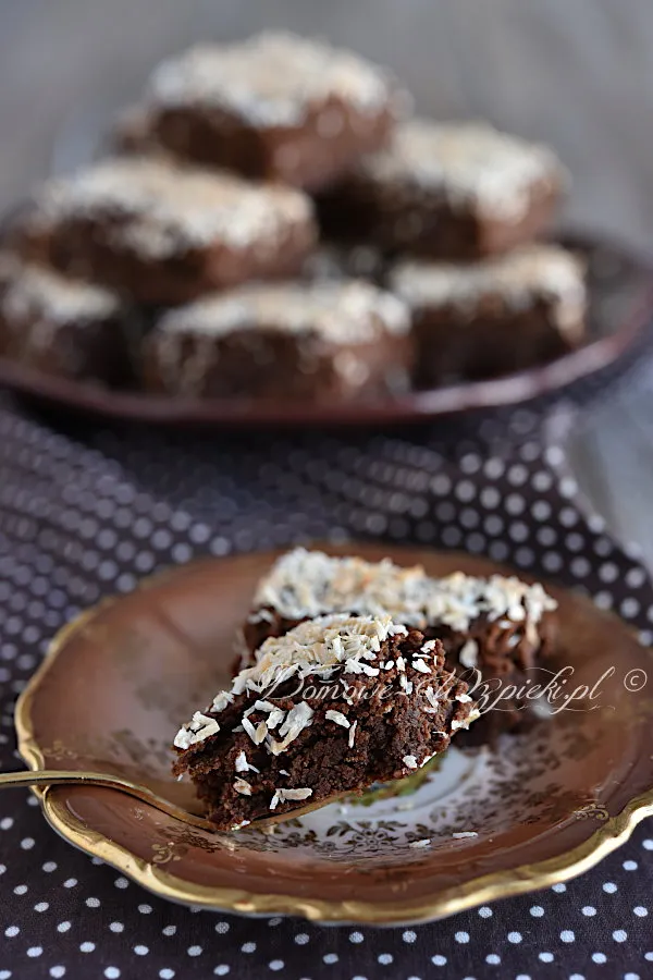 Brownies kokosowe bez glutenu, laktozy i jajek