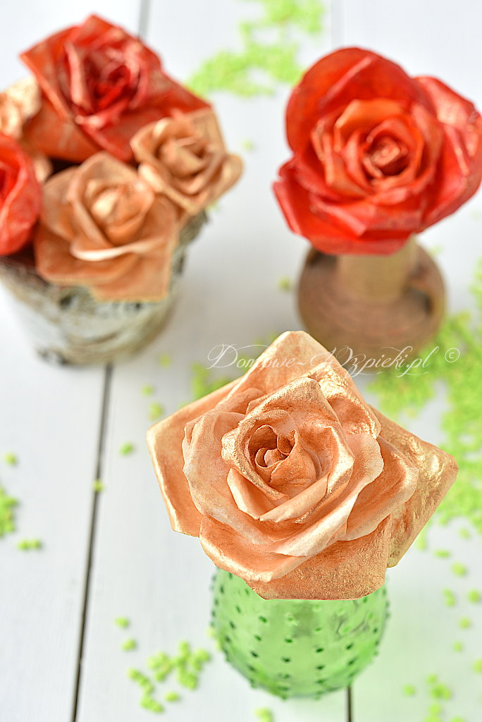 Róże z jadalnego papieru waflowego