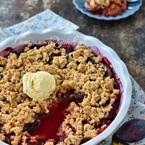 Crumble ze śliwkami