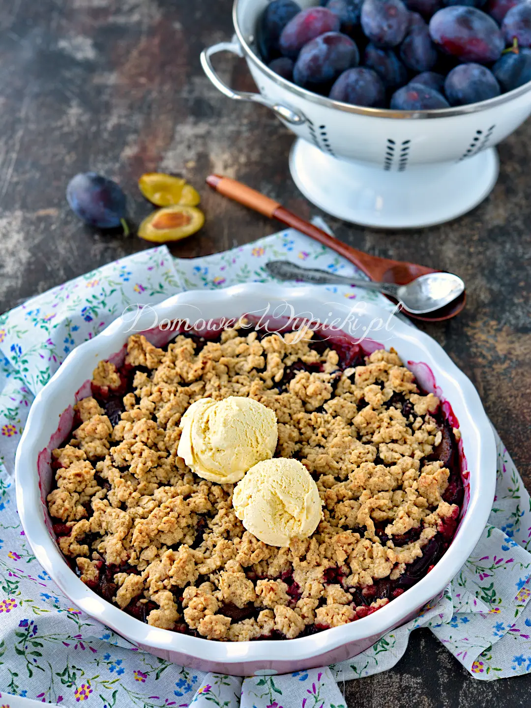 Crumble ze śliwkami