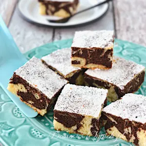 Marmurkowe ciasto marcepanowe