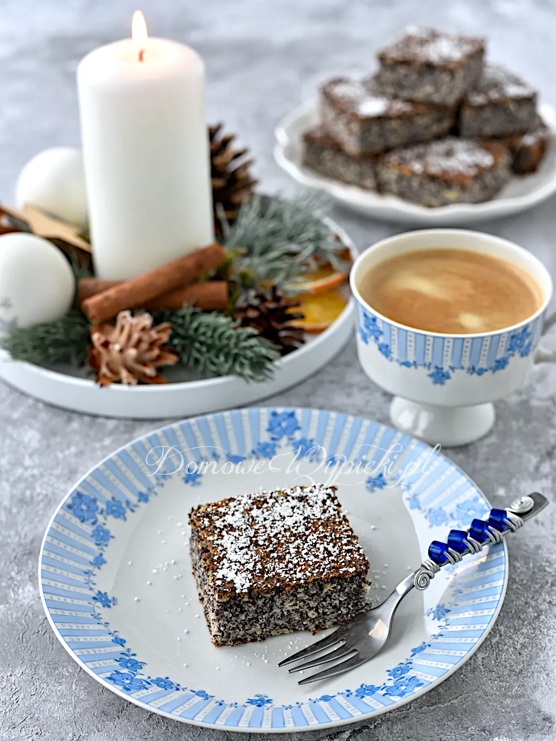 Niskowęglowodanowy makowiec z jabłkami (bez glutenu) Niskowęglowodanowy makowiec z jabłkami (bez glutenu)