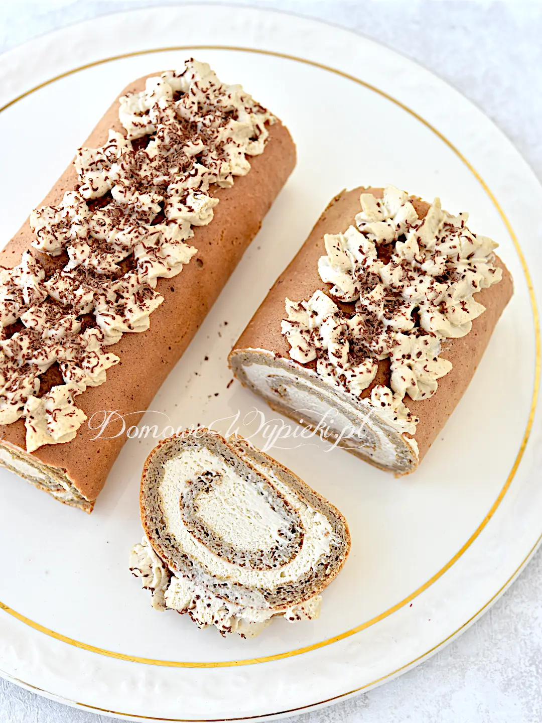 Keto rolada kawowa bez mąki z kremem mascarpone