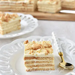 Herbatnikowiec z kremem ze słodzonego mleka skondensowanego