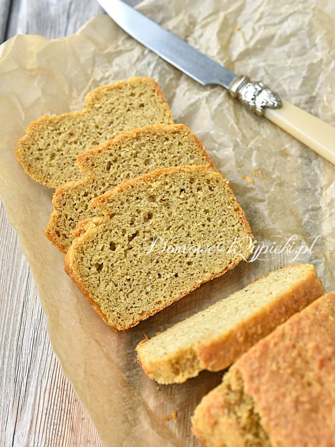 Keto chleb migdałowy