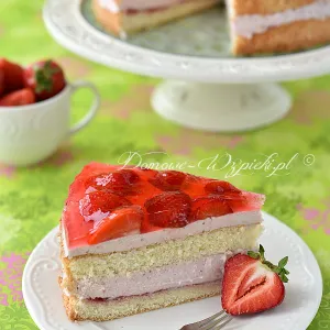 Tort truskawkowy z mascarpone