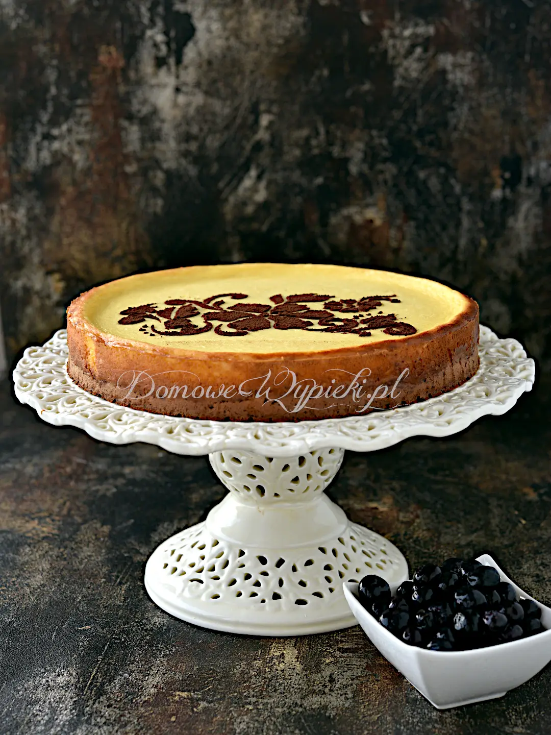 Sernik z serków wiejskich