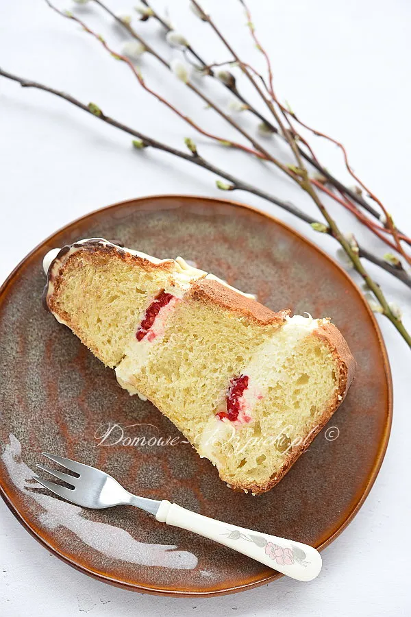 Babka ponczowa z kremem mascarpone