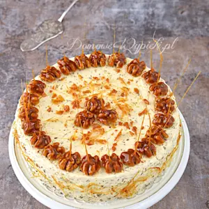 Tort orzechowo- karmelowy