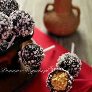 Cake pops z amarantusa