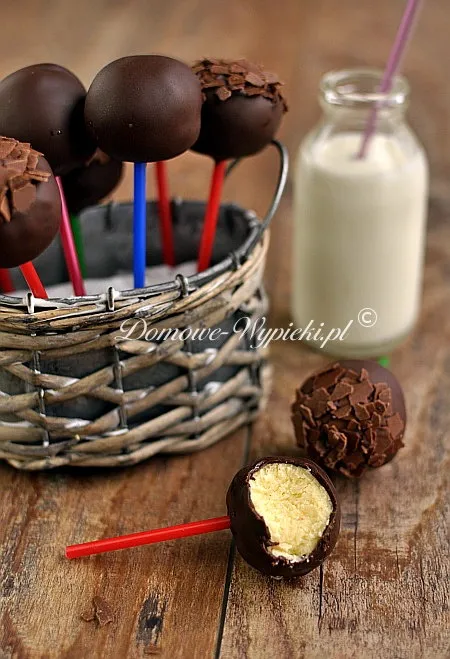 Sernikowe cake pops