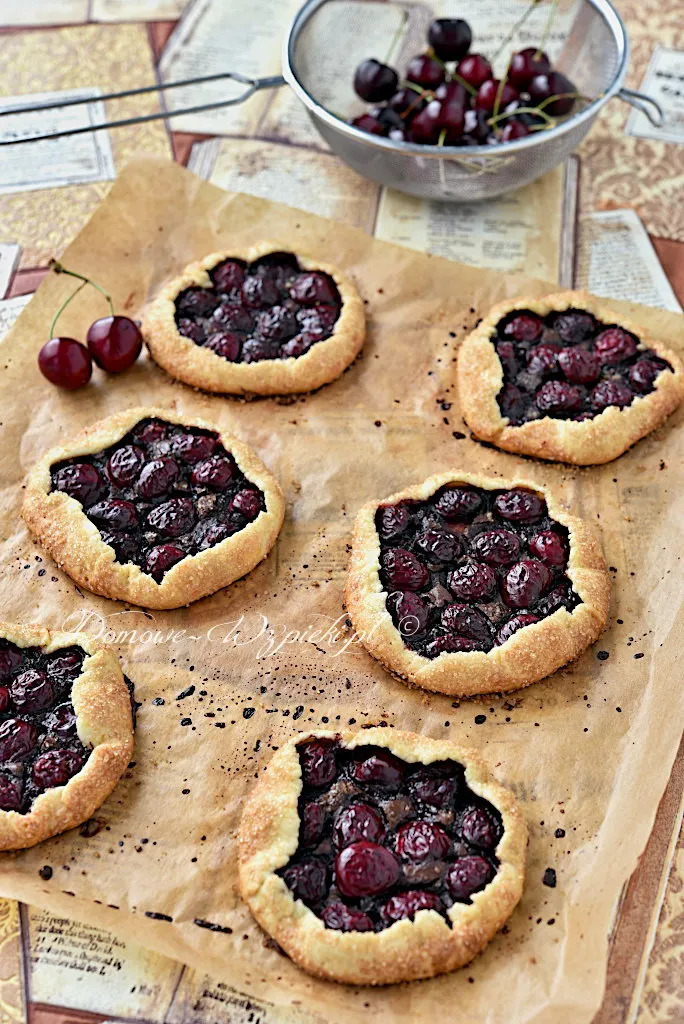 Mini galette z czereśniami Mini galette z czereśniami