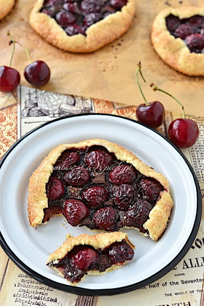 Mini galette z czereśniami Mini galette z czereśniami