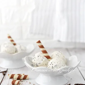 Lody stracciatella